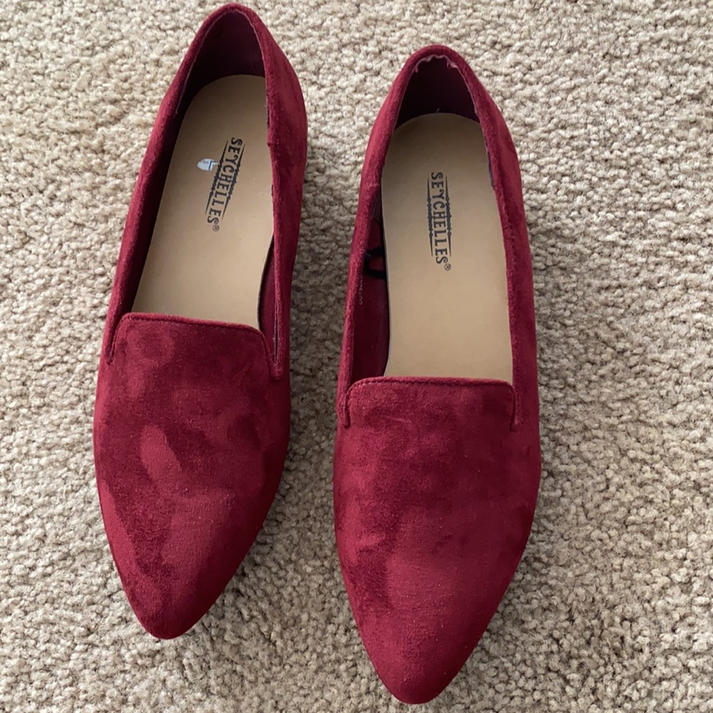 Flats - Picture 3 of 5